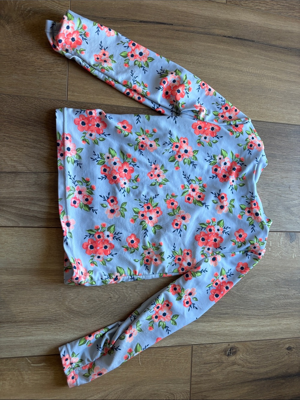 clothes - Picture 3 of 3